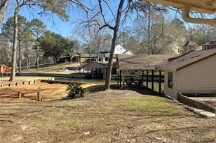 210 Harbor Run Dr, Coldspring, TX 77331 - Photo 15