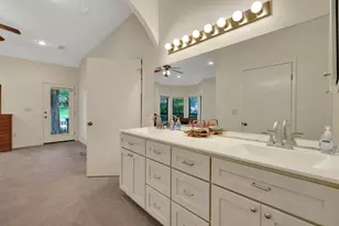 210 Harbor Run Dr, Coldspring, TX 77331 - Photo 27