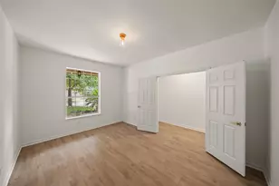 31623 Forest Oak Park Ct, Conroe, TX 77385 - Photo 11