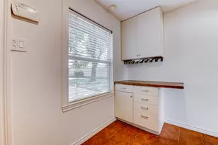 1806 Gardenia Dr, Houston, TX 77018 - Photo 19
