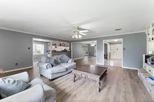 1110 Pear Tree Ln, Houston, TX 77073 - Photo 23