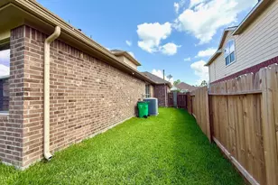 8139 Edenwood Dr, Spring, TX 77389 - Photo 29