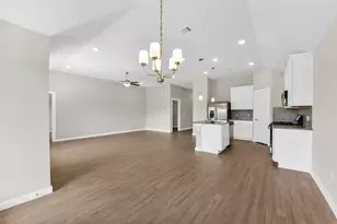 7607 Tramontana Ln, Baytown, TX 77523 - Photo 13