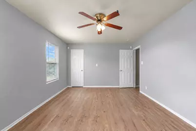 14710 S Isle Of Pines Court, Houston, TX 77049 - Photo 19