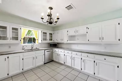 2015 Shady Branch Drive, Kingwood, TX 77339 - Photo 15