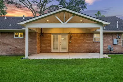 5718 Belrose Drive, Houston, TX 77035 - Photo 29
