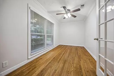 5718 Belrose Drive, Houston, TX 77035 - Photo 7