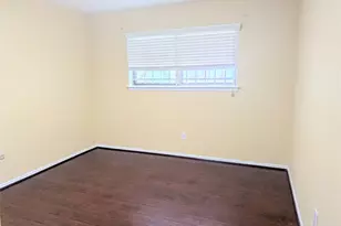 6223 Gladewell Dr, Houston, TX 77072 - Photo 9