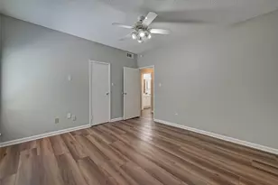 10049 Westpark Dr, Houston, TX 77042 - Photo 29