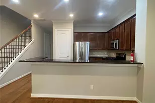 5927 Kansas St, Houston, TX 77007 - Photo 9