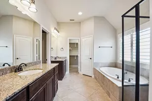 1917 Cayman Bend Ln, Pearland, TX 77584 - Photo 11