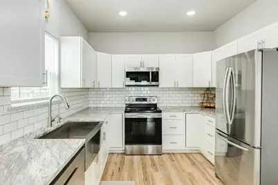 2938 Bluewater Highway, Surfside Beach, TX 77541 - Photo 13