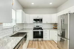 2938 Bluewater Hwy, Surfside Beach, TX 77541 - Photo 13