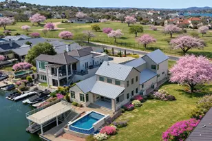 2811 Faultline Dr, Horseshoe Bay, TX 78657 - Photo 1