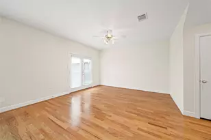 3726 Main Poplar Dr, Houston, TX 77025 - Photo 11