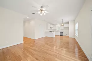 3726 Main Poplar Dr, Houston, TX 77025 - Photo 3