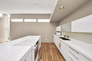 1113 W 17th St, Houston, TX 77008 - Photo 9