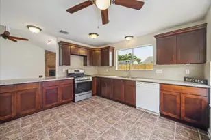 2739 Amaranth Dr, Houston, TX 77084 - Photo 3