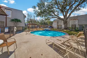 5929 Queensloch Dr, Houston, TX 77096 - Photo 27