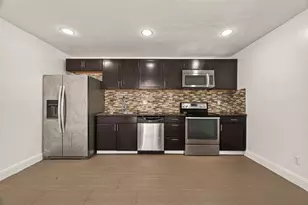 5929 Queensloch Dr, Houston, TX 77096 - Photo 11