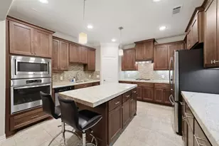 13428 Preston Cliff Ct, Houston, TX 77077 - Photo 11