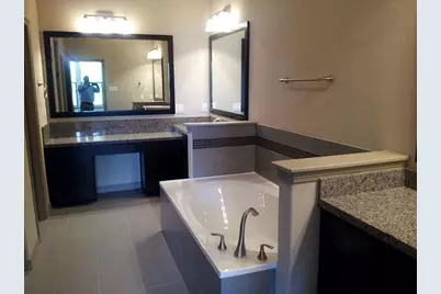 5747 Larkin Street, Houston, TX 77007 - Photo 5