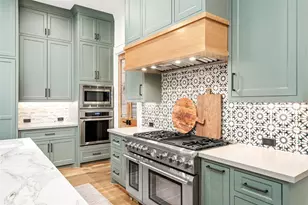 3758 Drummond St, Houston, TX 77025 - Photo 17