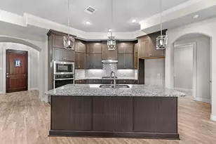 5719 Bobwhite Trl, Manvel, TX 77578 - Photo 11