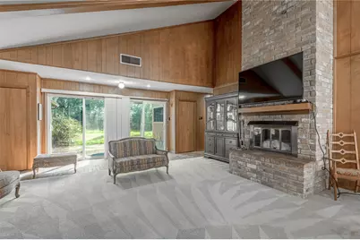 1433 Green Briar Drive, Huntsville, TX 77340 - Photo 11