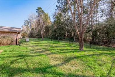 1433 Green Briar Drive, Huntsville, TX 77340 - Photo 45