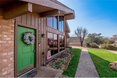 1433 Green Briar Drive, Huntsville, TX 77340 - Photo 35