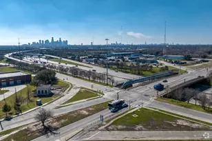 7417 Miley St, Houston, TX 77028 - Photo 17