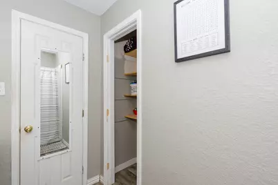 706 E New York Street, Brazoria, TX 77422 - Photo 15