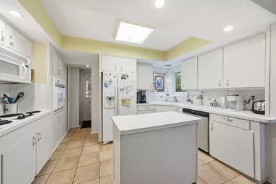 4610 Woodhead Street, Houston, TX 77098 - Photo 9