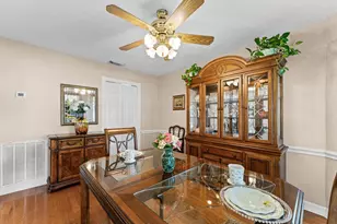 2710 St Andrews Pl, League City, TX 77573 - Photo 7