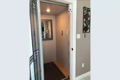 423 Hana Drive, Tiki Island, TX 77554 - Photo 19