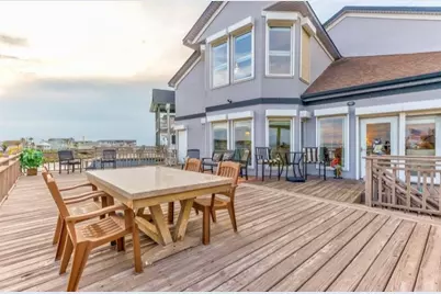 423 Hana Drive, Tiki Island, TX 77554 - Photo 45