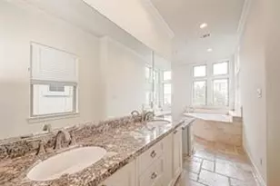 1910 Oakdale St, Houston, TX 77004 - Photo 13