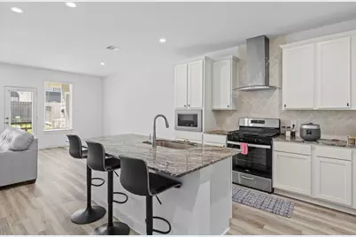 10406 Hadley Park Trail, Houston, TX 77051 - Photo 11