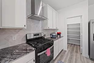 10406 Hadley Pk Trl, Houston, TX 77051 - Photo 13