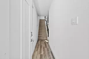 10406 Hadley Pk Trl, Houston, TX 77051 - Photo 9