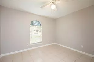 7019 Bent Branch Dr, Houston, TX 77088 - Photo 15