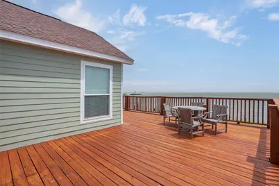 213 Heartfield Lane, Smith Point, TX 77514 - Photo 9