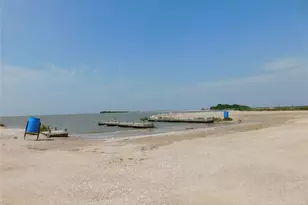 213 Heartfield Ln, Smith Point, TX 77514 - Photo 35