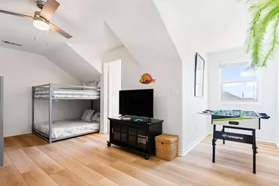 2011 Vista, Crystal Beach, TX 77650 - Photo 25