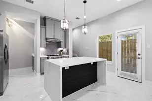 825 Paul Quinn St, Houston, TX 77091 - Photo 3