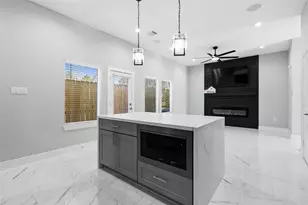 825 Paul Quinn St, Houston, TX 77091 - Photo 5