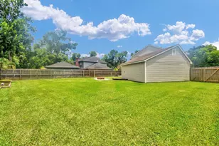 221 Wedgewood St, Lake Jackson, TX 77566 - Photo 27