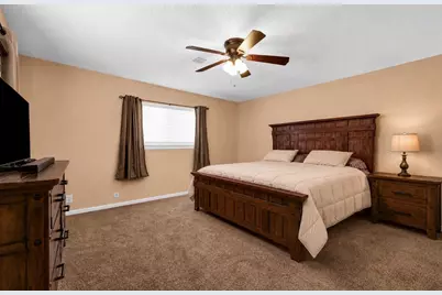 221 Wedgewood Street, Lake Jackson, TX 77566 - Photo 11