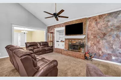 221 Wedgewood Street, Lake Jackson, TX 77566 - Photo 7